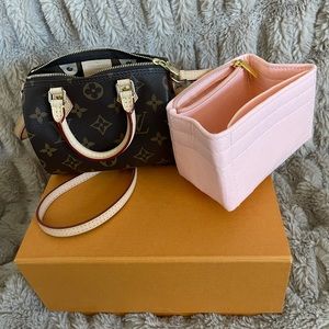 Louis Vuitton- Nano Speedy 🤎